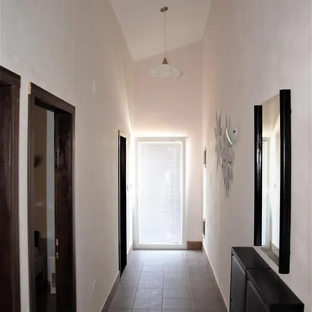 Dvije Palme Apartment