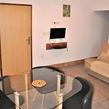 Apartment Dvije Palme